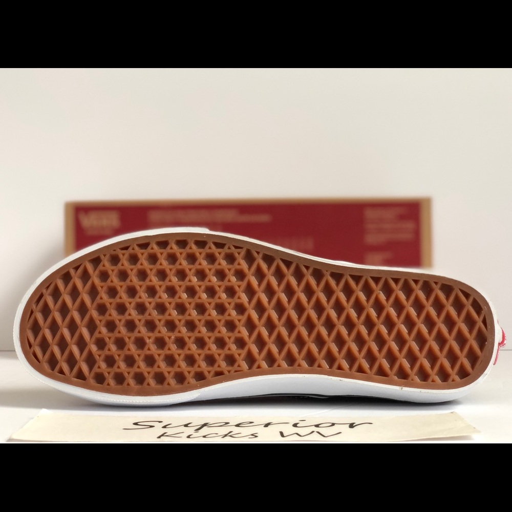 Vans Classic Slip-On (Tm Glow Skulls) “Black/White” - Picture 5 of 11